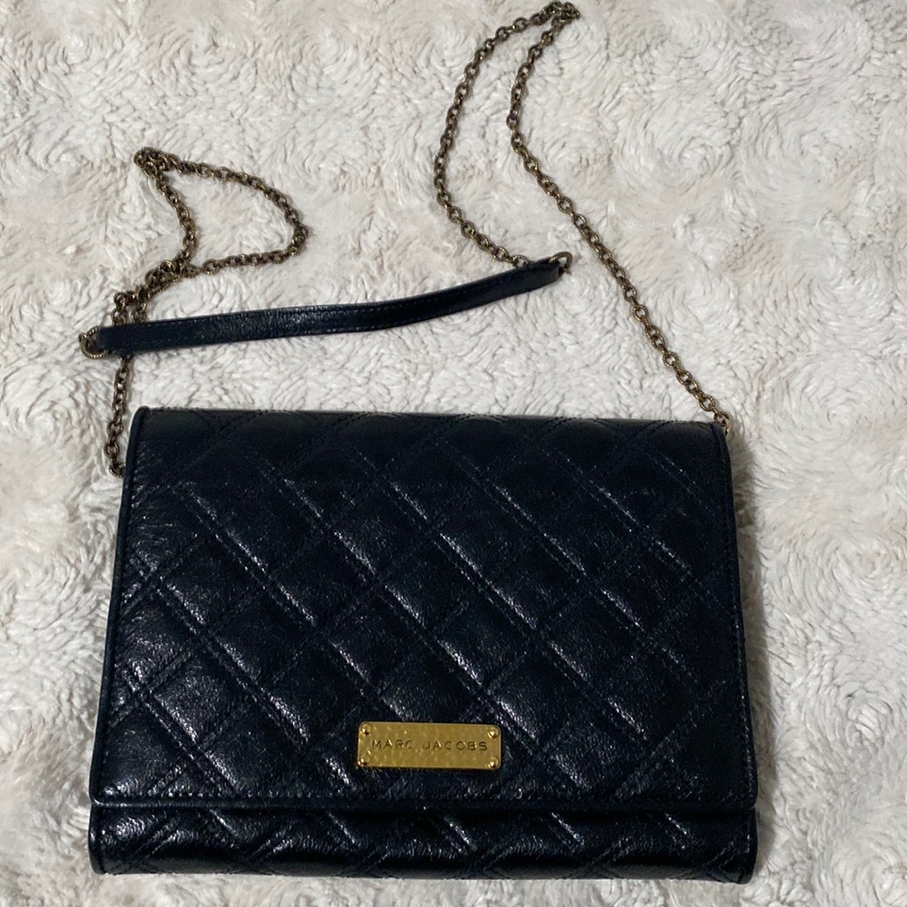 Marc Jacob Collection All In One Quilted Leather Wallet Crossbody